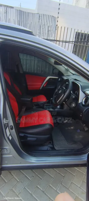 New Toyota RAV4 2016 Silver