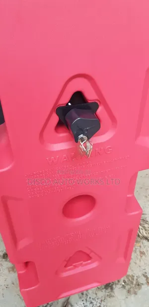 30l Fuel Cans With a Lock Set