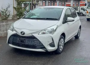 Toyota Vitz 1.0 FWD 5dr 2019 Pearl