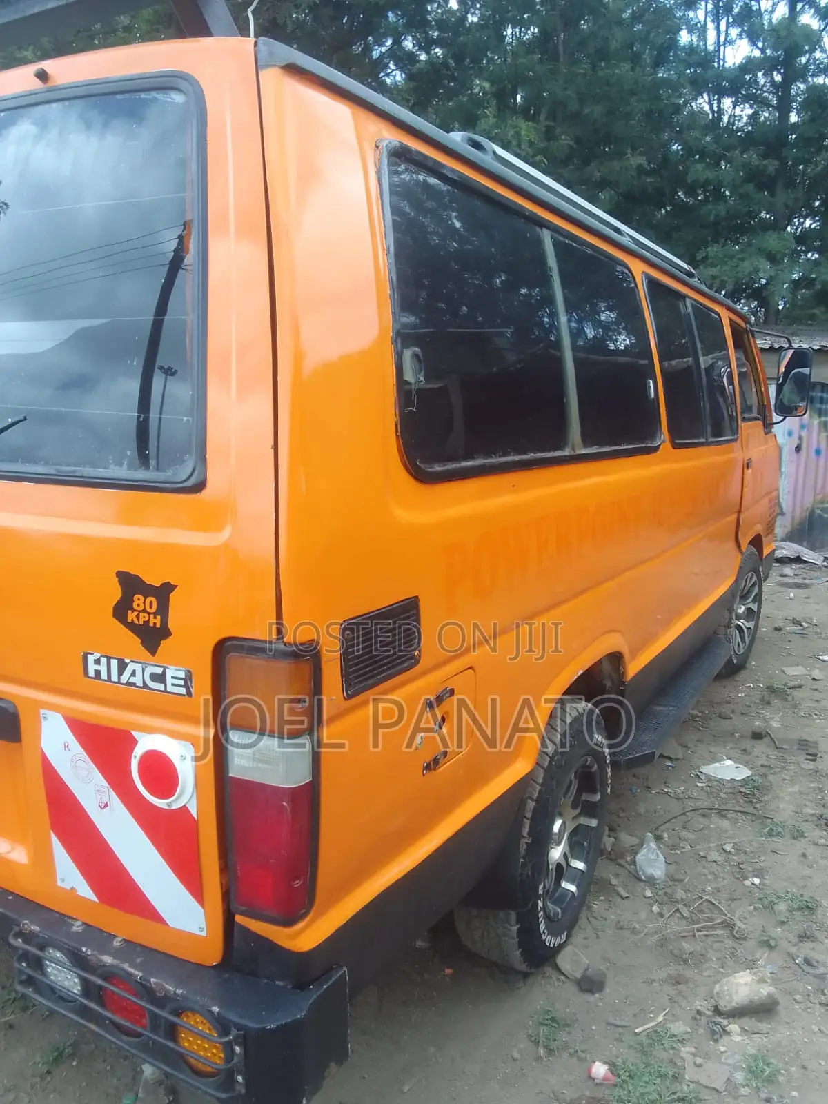 Toyota HiAce 1998 Orange