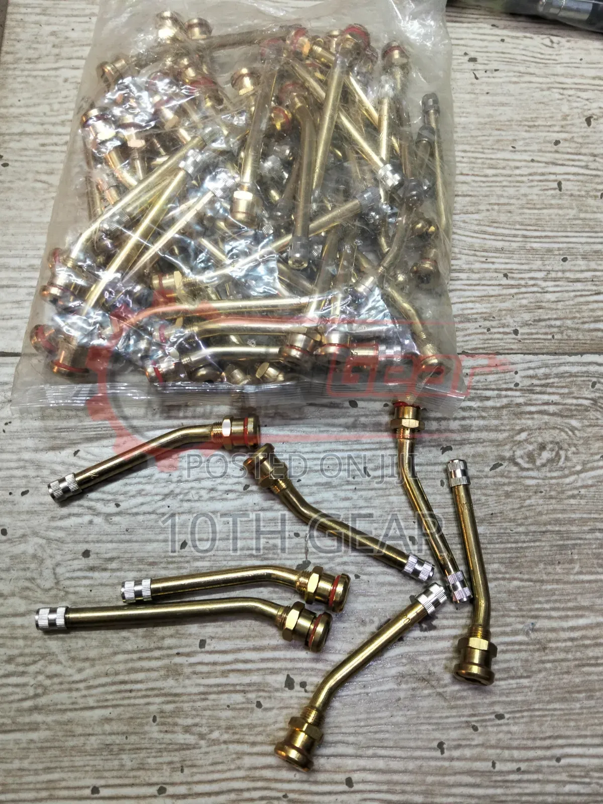Tubeless Nozzle Lorries/ Buses (Per Pc)