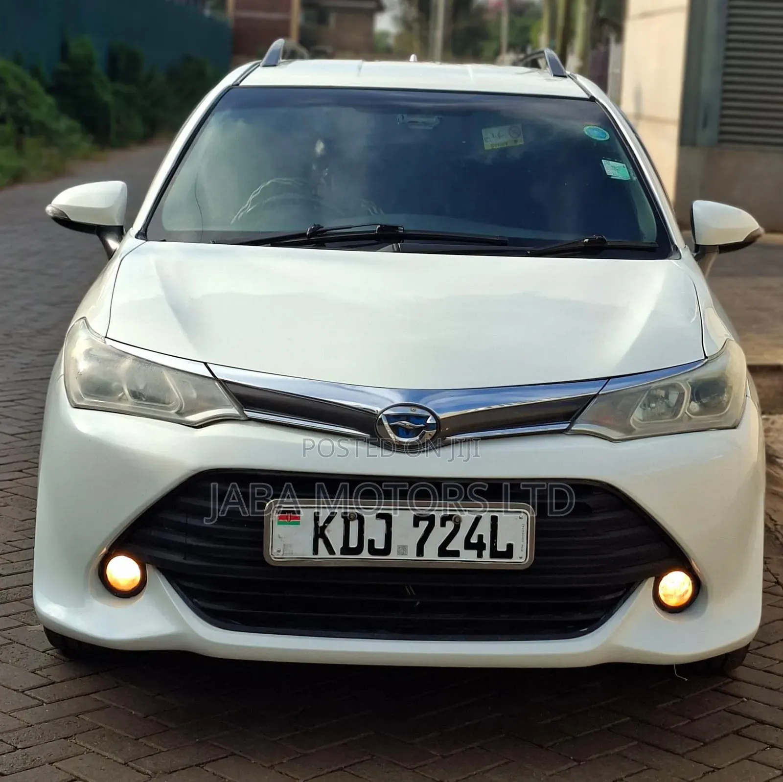 Toyota Corolla Fielder 2015 White