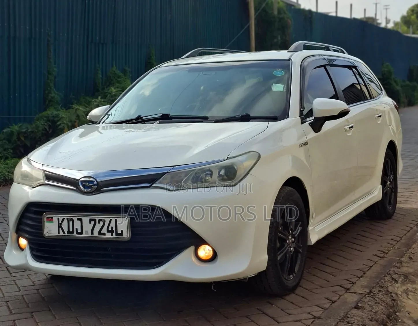 Toyota Corolla Fielder 2015 White