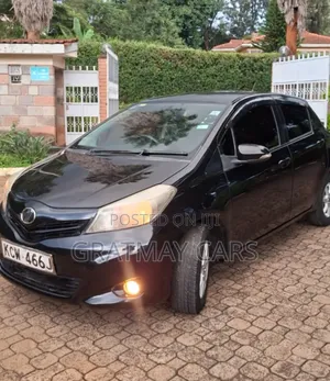 Toyota Vitz 2012 Black