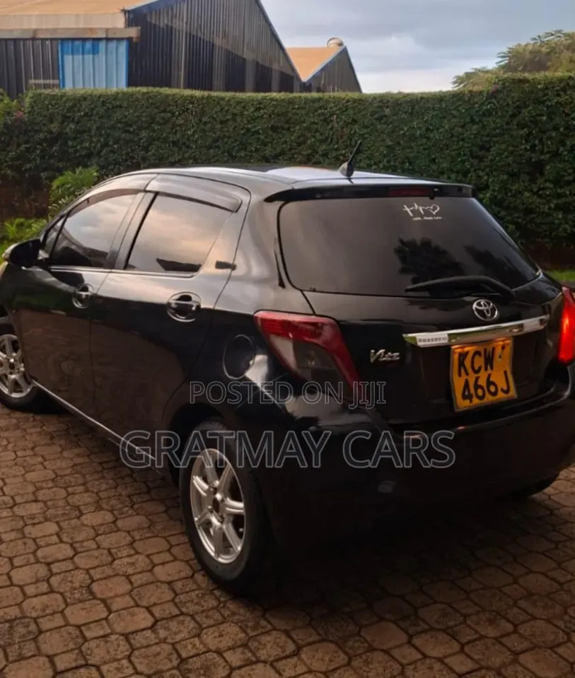 Toyota Vitz 2012 Black
