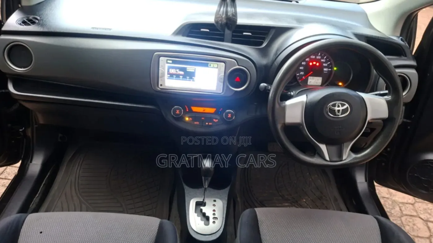 Toyota Vitz 2012 Black