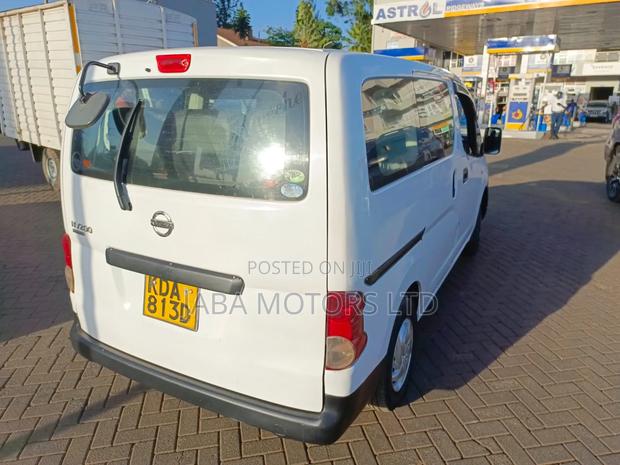 Nissan NV200 2013 White - thumbnail 6