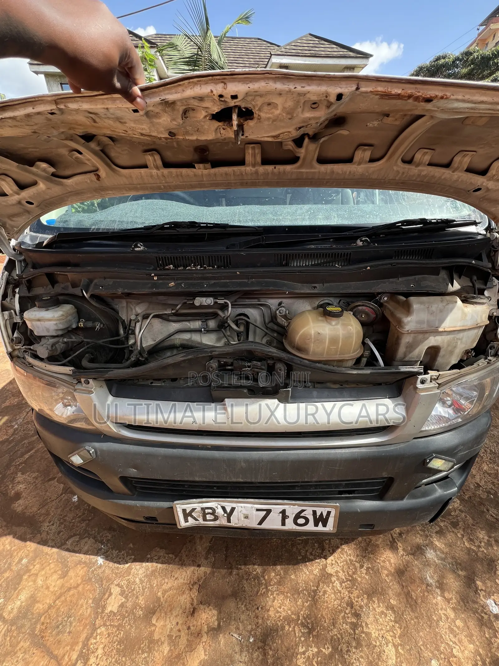 Toyota HiAce 2007 White