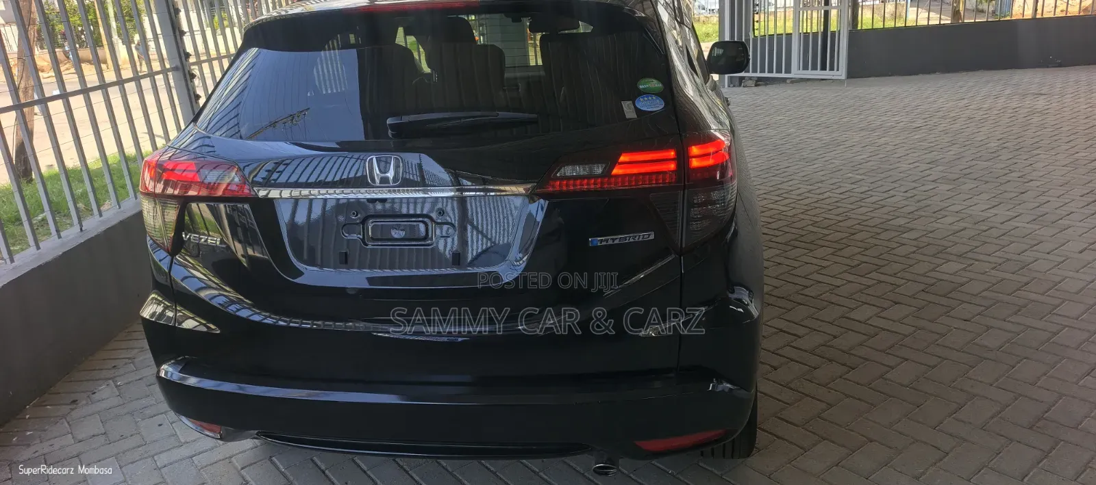 Honda Vezel 2019 Black