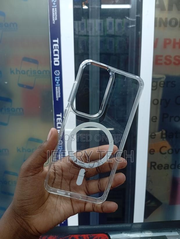Tecno Camon 30 Pro 5g Transparent Magsafe-Compatible Smartphone Case - thumbnail 2