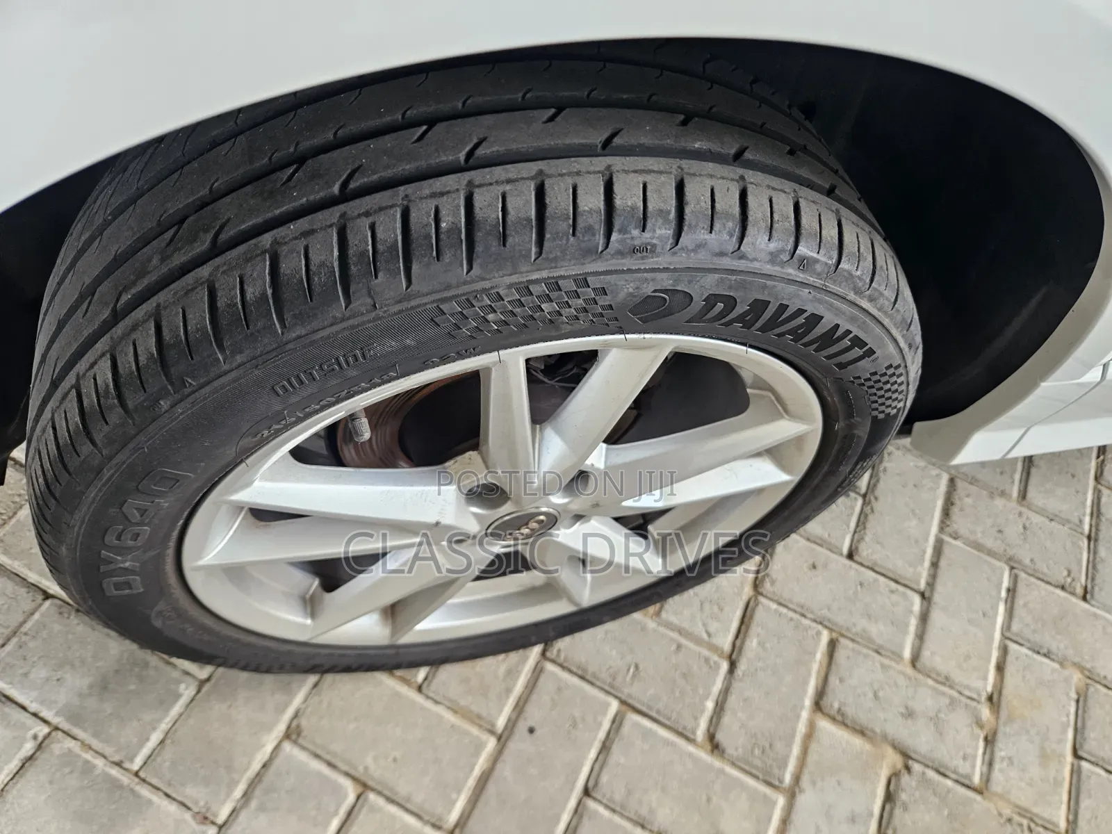 Audi Q2 2020 White