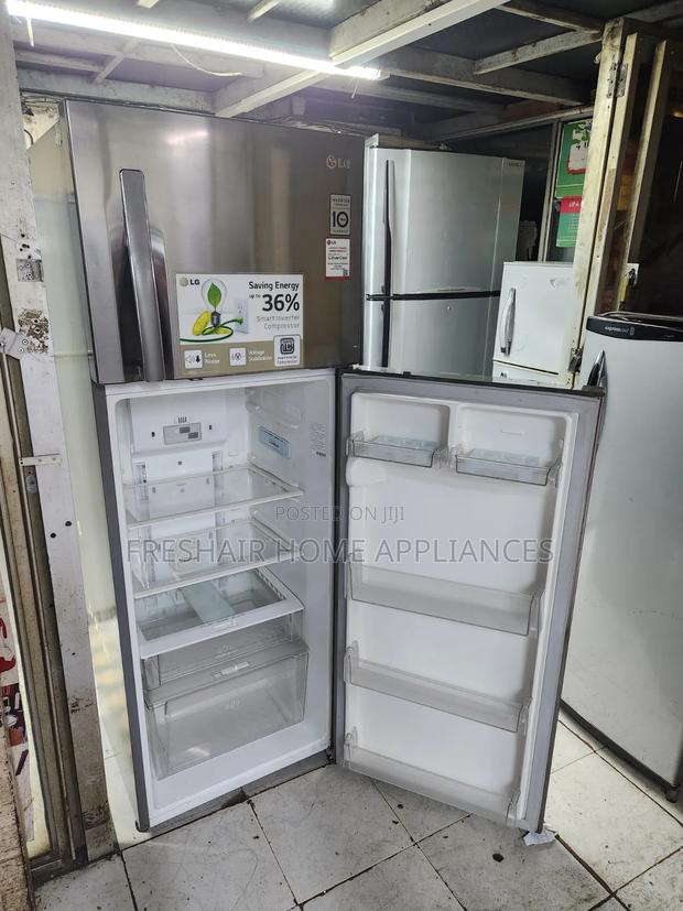 Specious Lg Digital Inverter 300litres - thumbnail 2