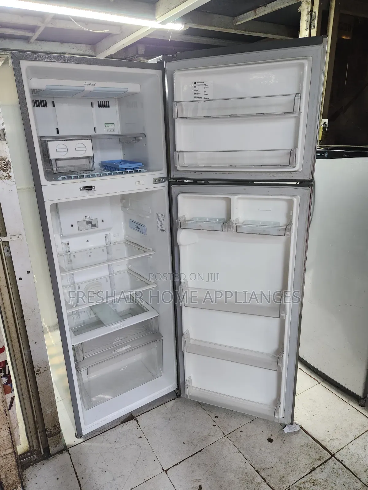 Specious Lg Digital Inverter 300litres
