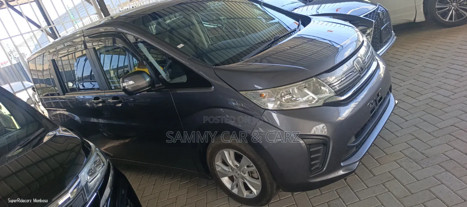 Honda Stepwgn 2019 Gray