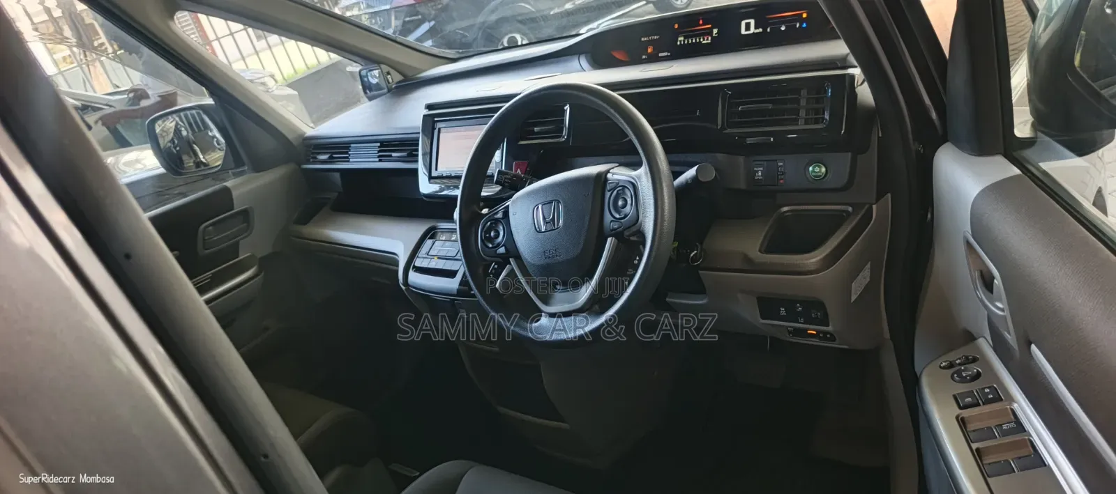 Honda Stepwgn 2019 Gray