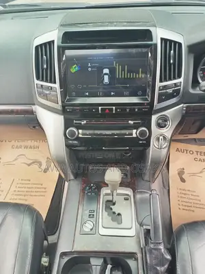 Toyota Land Cruiser 2015 Gold