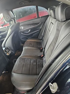 Mercedes-Benz E250 2019 Blue