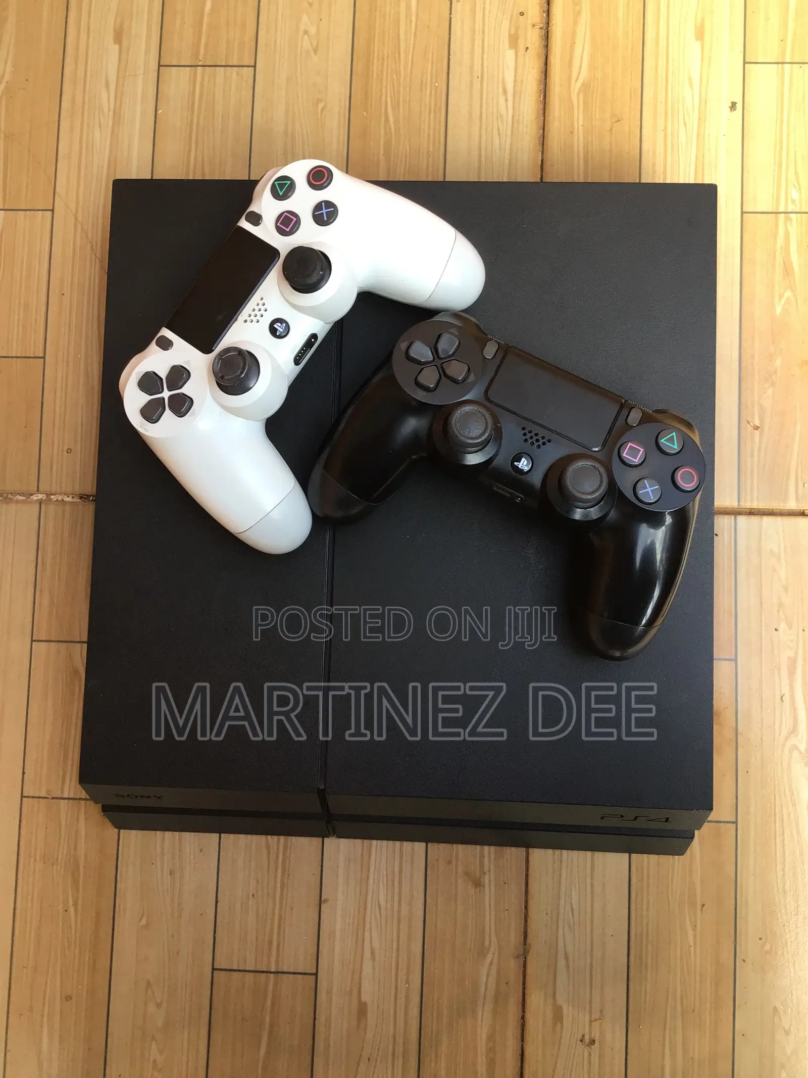 Play Station 4