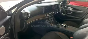 Mercedes-Benz E250 2019 Green