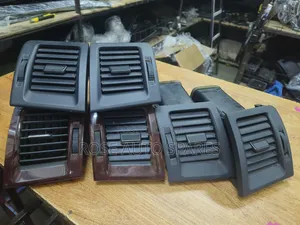 Noah/Voxy Dashboard Vents.