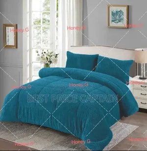 Flannel Duvet
Size 
6by7
1pc Bedsheet 
2pcs Pillowcases