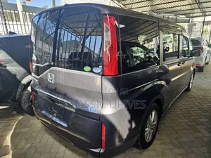Honda Stepwgn 2019 Gray