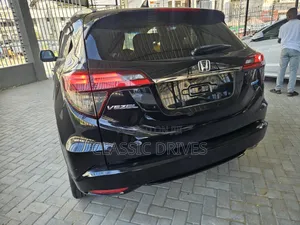 Honda Vezel 2019 Blue