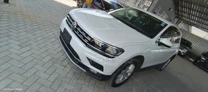 Volkswagen Tiguan 2019 White