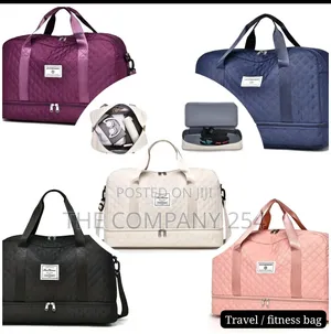 *Casual Large Capacity Travel Duffel Bag With Shoe Compartment