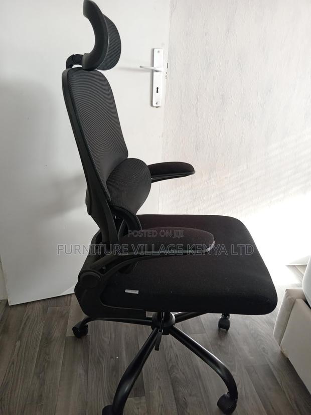 Office Seat With Flipping Arms - thumbnail 5