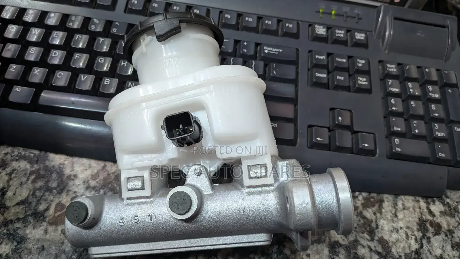 Brake Master Cylinder D Max Old Model