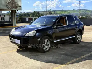 Porsche Cayenne 2005 Black