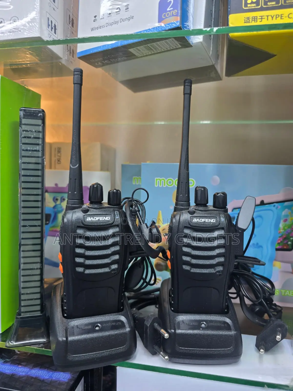 Baofeng Bf888s Handheld Long Distance Walkie Talkie Radios