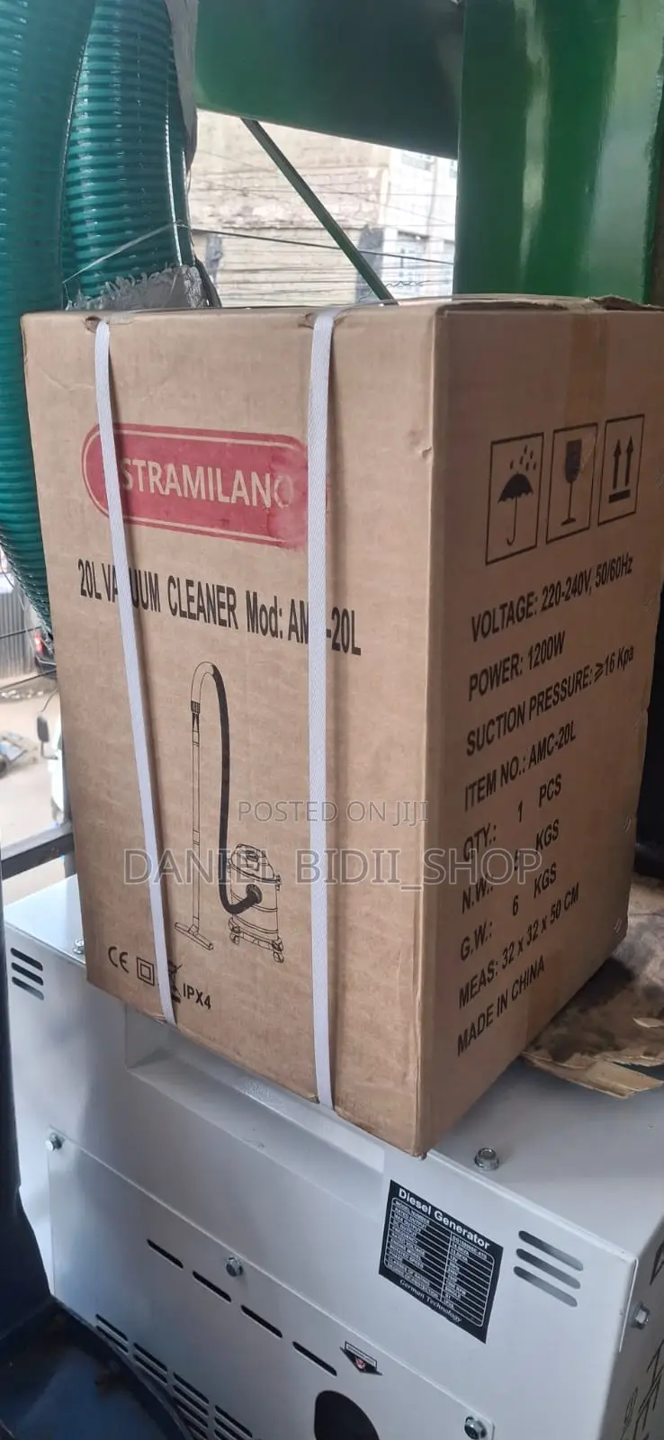 Astramilano 20ltrs Commercial Vacuum Cleaner Wet and Dry