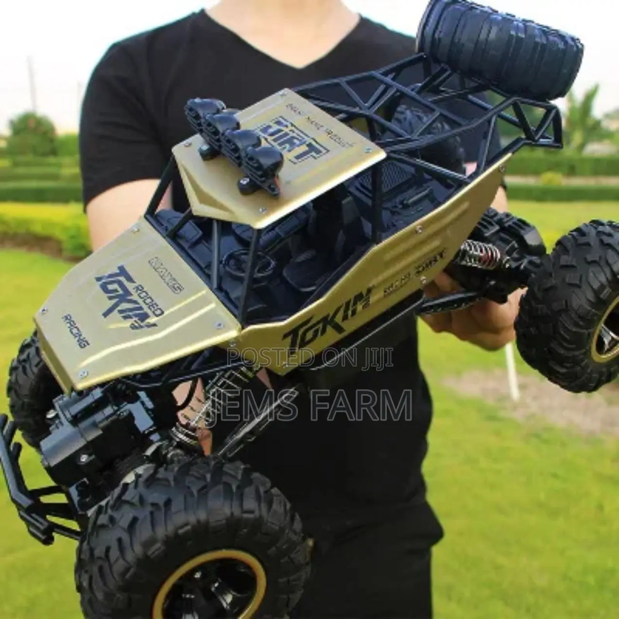 4wd Rc Off-Road Truck With 2.4g Remote Control Charger Kids Toy