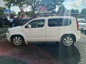 Honda Crossroad 2010 White