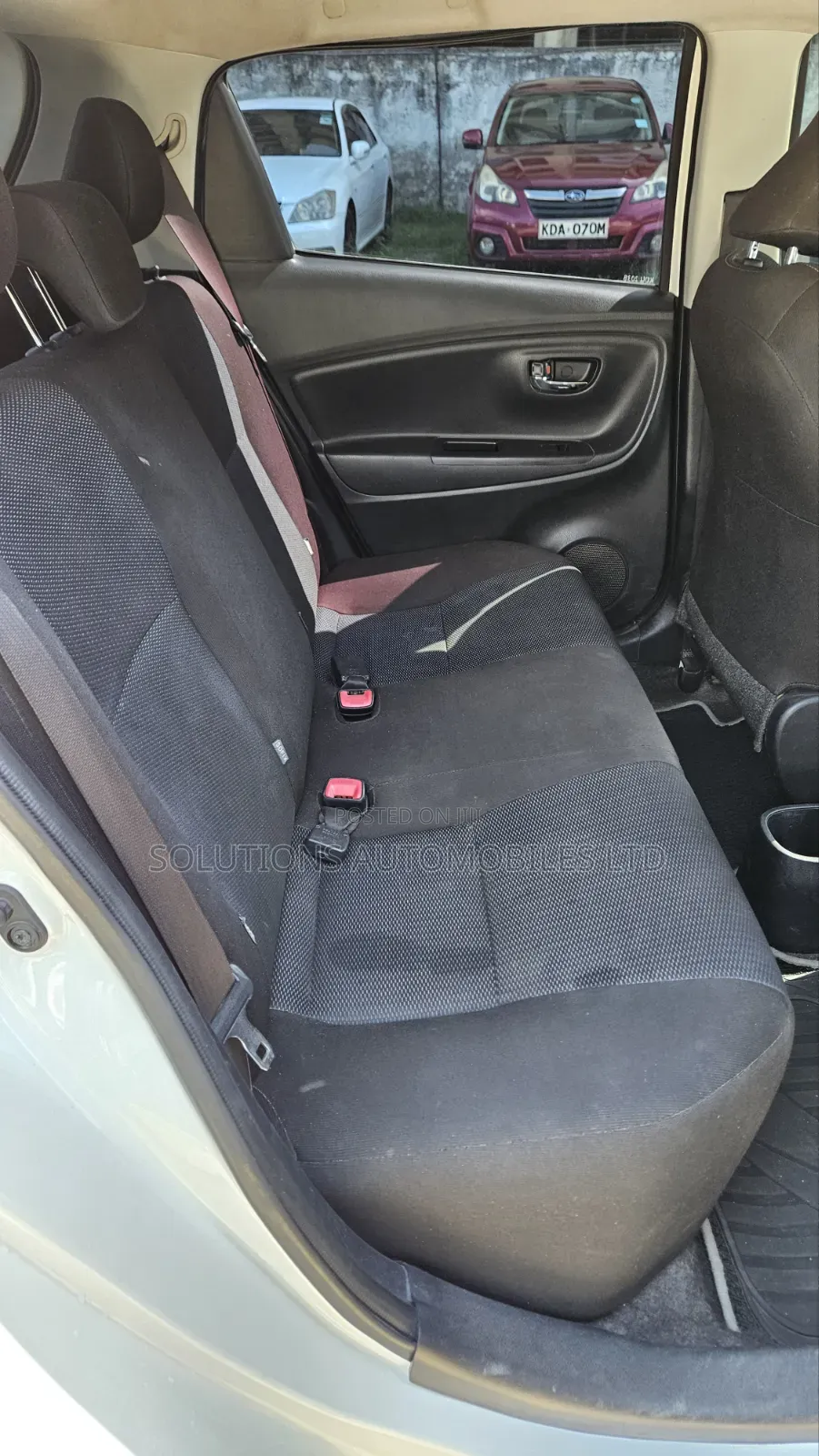 Toyota Vitz 1.0 FWD 5dr 2019 White