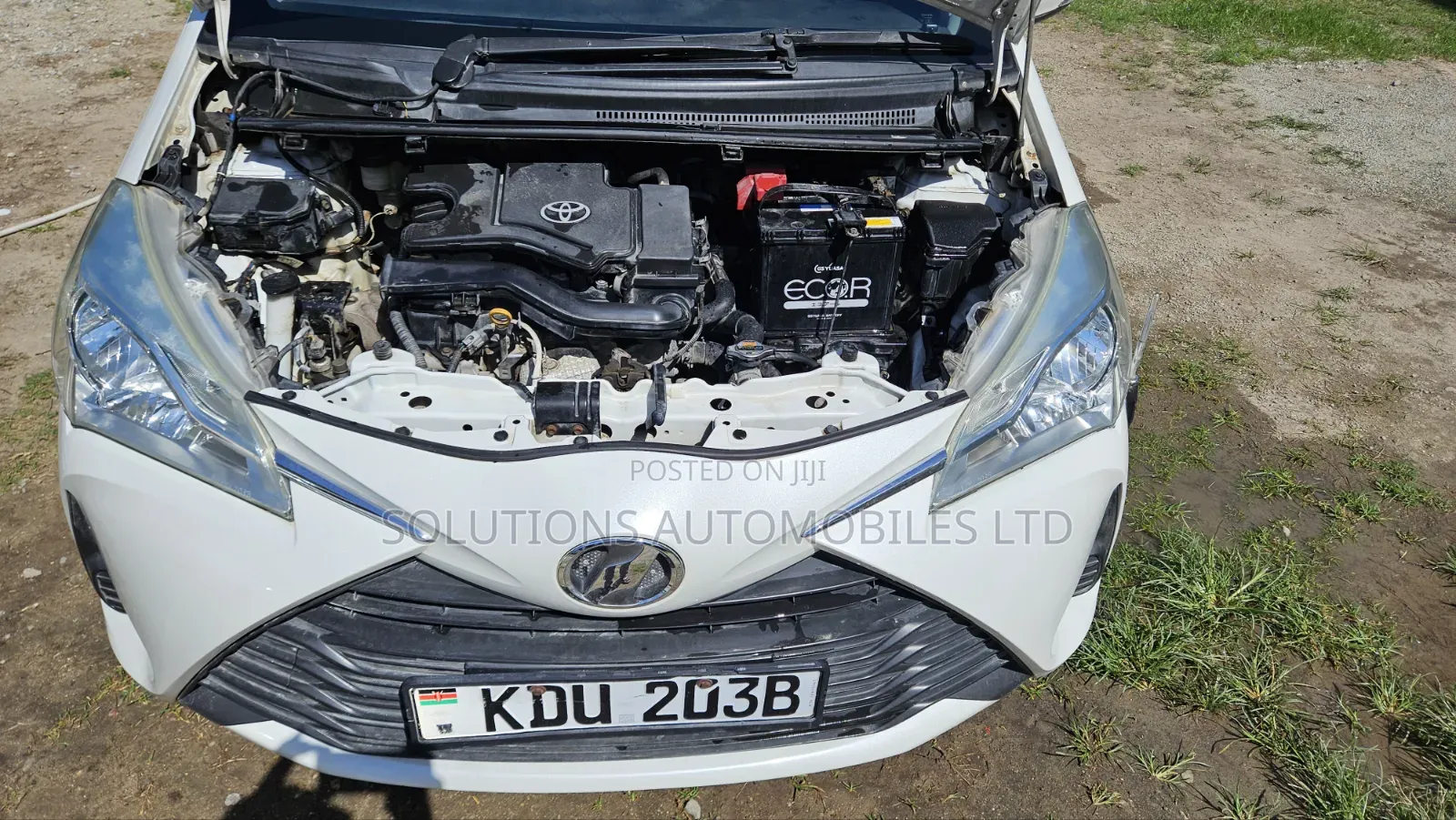 Toyota Vitz 1.0 FWD 5dr 2019 White