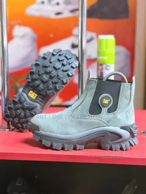 Caterpillar Cat Chelsea Boots