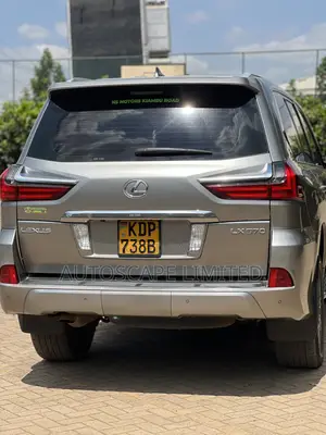 Lexus LX 2016 Brown