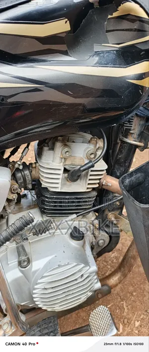 TVS HLX Plus ES 2021 Black