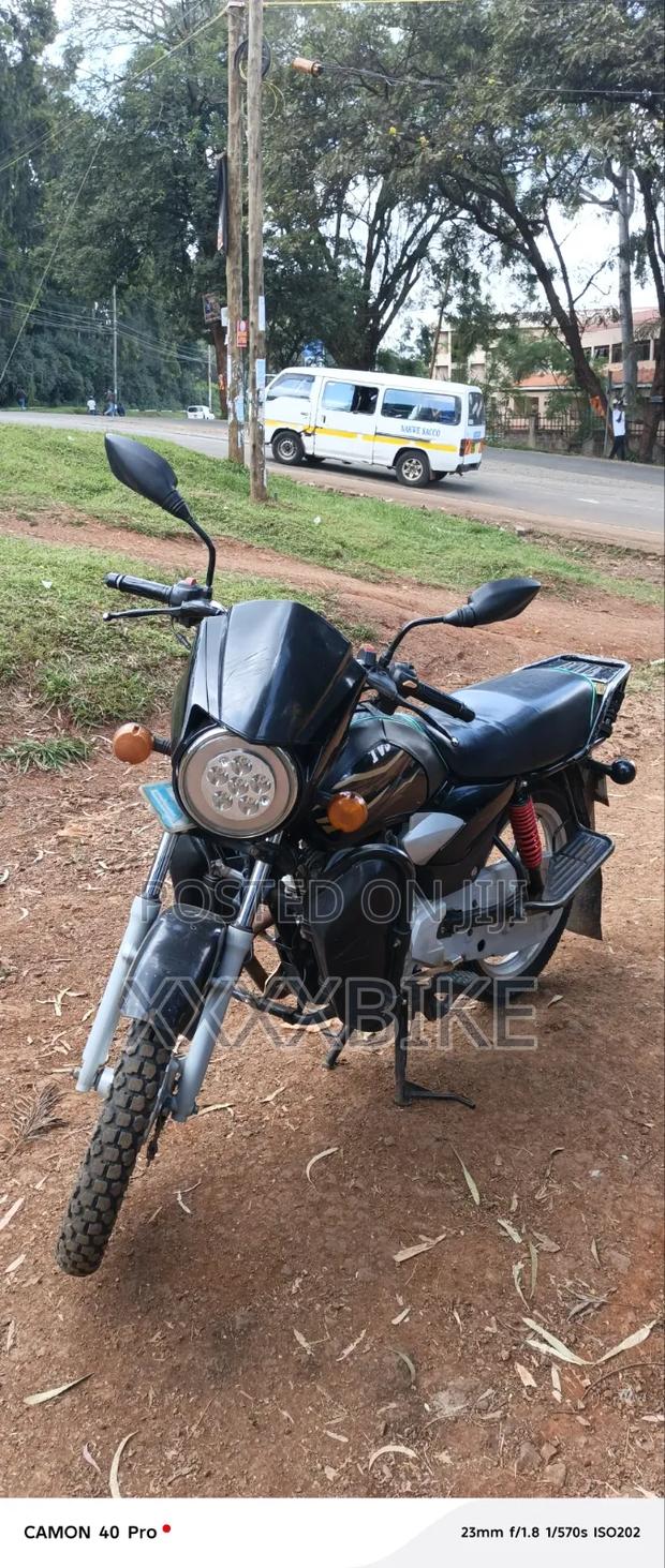 TVS HLX Plus ES 2021 Black - thumbnail 6