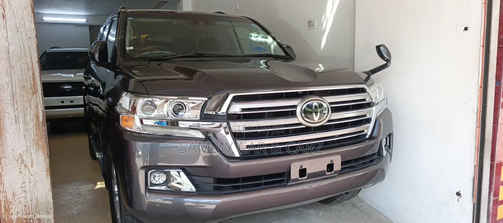Toyota Land Cruiser 2019 Gray