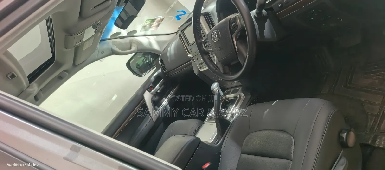Toyota Land Cruiser 2019 Gray