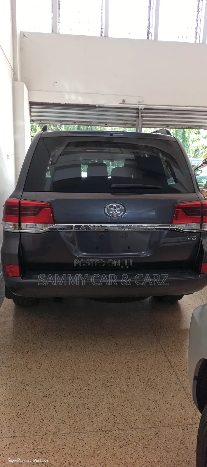 Toyota Land Cruiser 2019 Gray