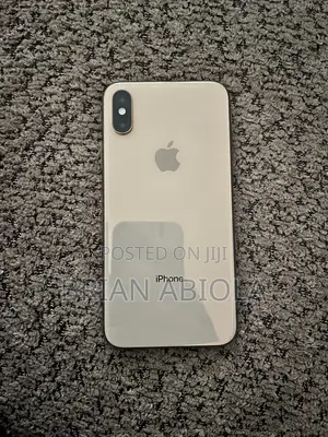 Apple iPhone XS 64 GB Gold