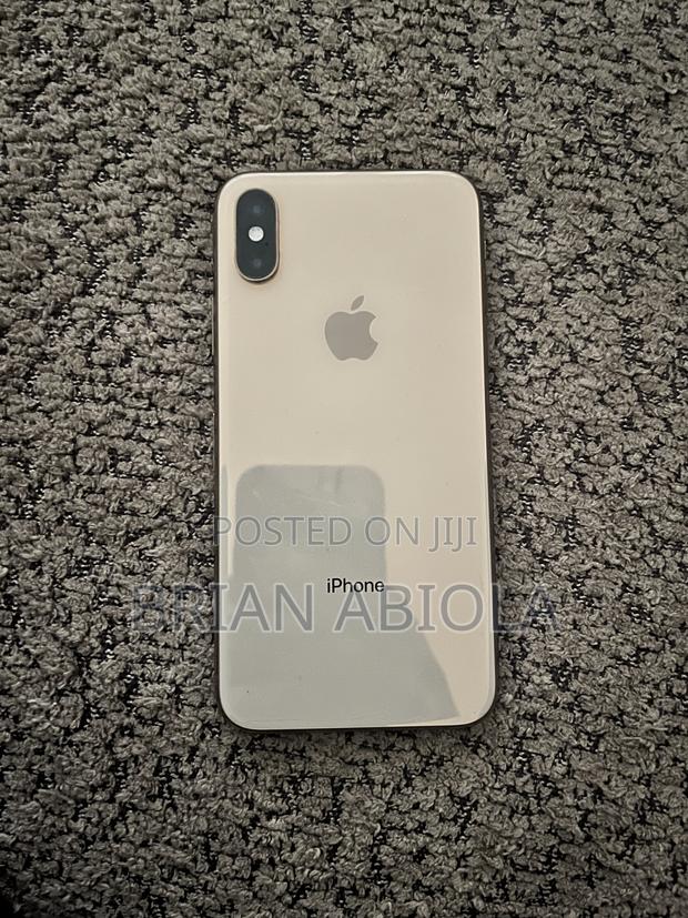 Apple iPhone XS 64 GB Gold