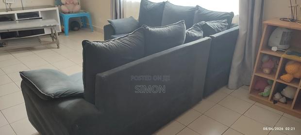 L Shape Seat - thumbnail 2