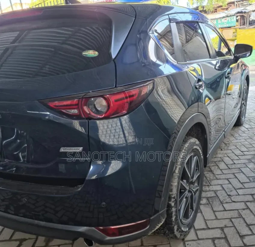 Mazda CX-5 2017 Blue