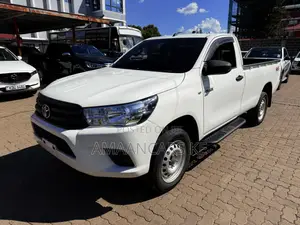 Toyota Hilux Revo Single Cab Deisel 2.8 RWD 2018 White